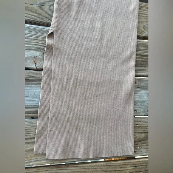 Wilfred Aritzia Ribbed Halter Midi Dress | Bodycon Slit Neutral - Picture 4 of 5